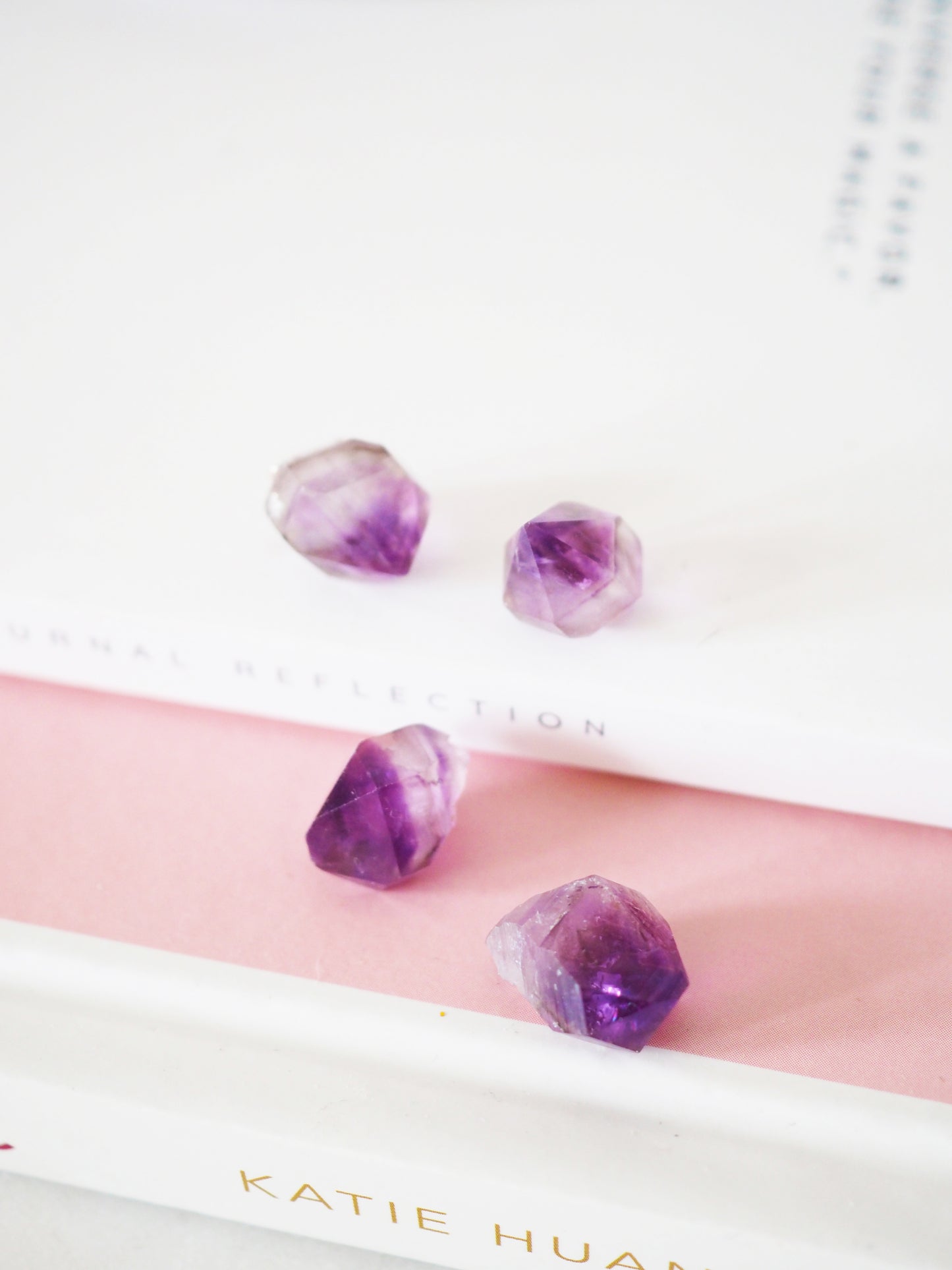 XS Amethyst Spitze ca. bis 1cm - aus Lake Balkhash. Saryshagan deposit. Karaganda Region Kazachstan RARE