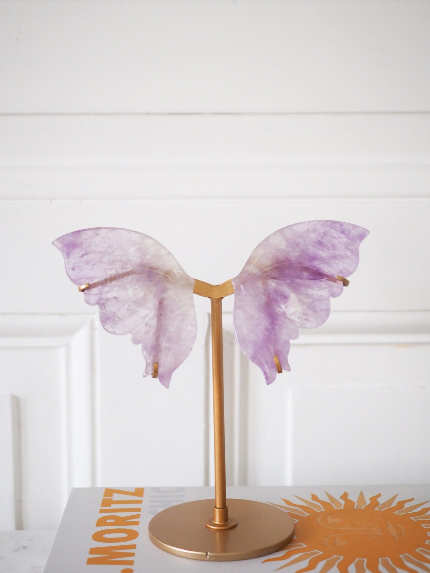 Amethyst Schmetterling Flügel auf Halter ca. 17cm - aus Brasilien