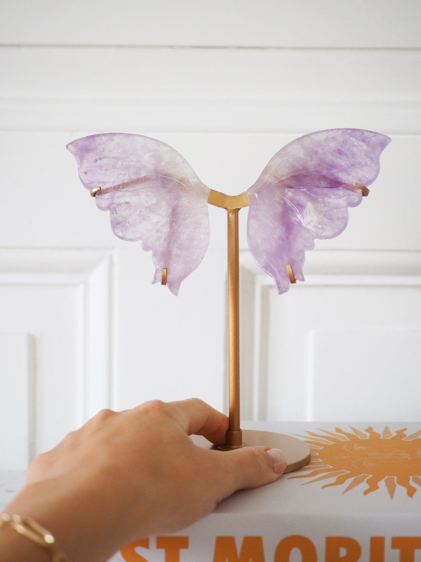 Amethyst Schmetterling Flügel auf Halter ca. 17cm - aus Brasilien