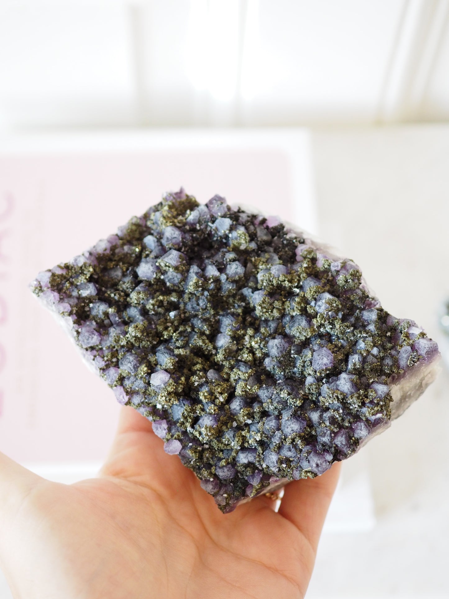 Amethyst mit Pyrit ca. 12 x 9 cm - aus Bulgarien RARE MINE CLOSED
