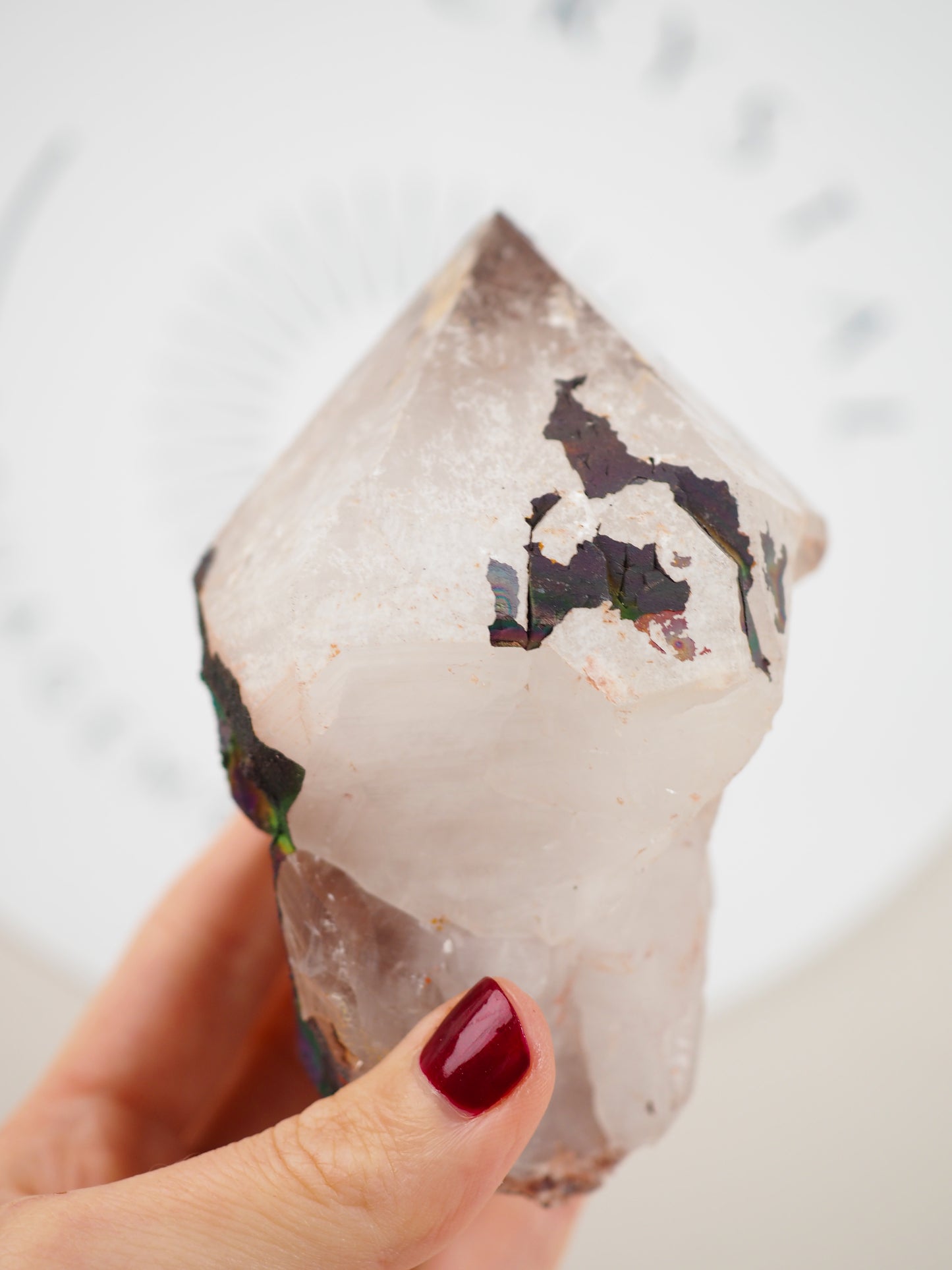 XXLRainbowquartz mit Phantomen. Regenbogen Quarz . Turgite Hämatit Goetit Quarz -aus Itremo Massif, Itremo - South of Ibity Mountain, - aus Itremo Massif, Itremo, Ambatofinandrahana Distric, Fianarantsoa Province Madagascar RARE NEW FIND