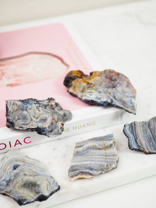 Druzy Sparkly Chalcedon Rosen Bruchstück S.M - aus Brasilien super Sparkly