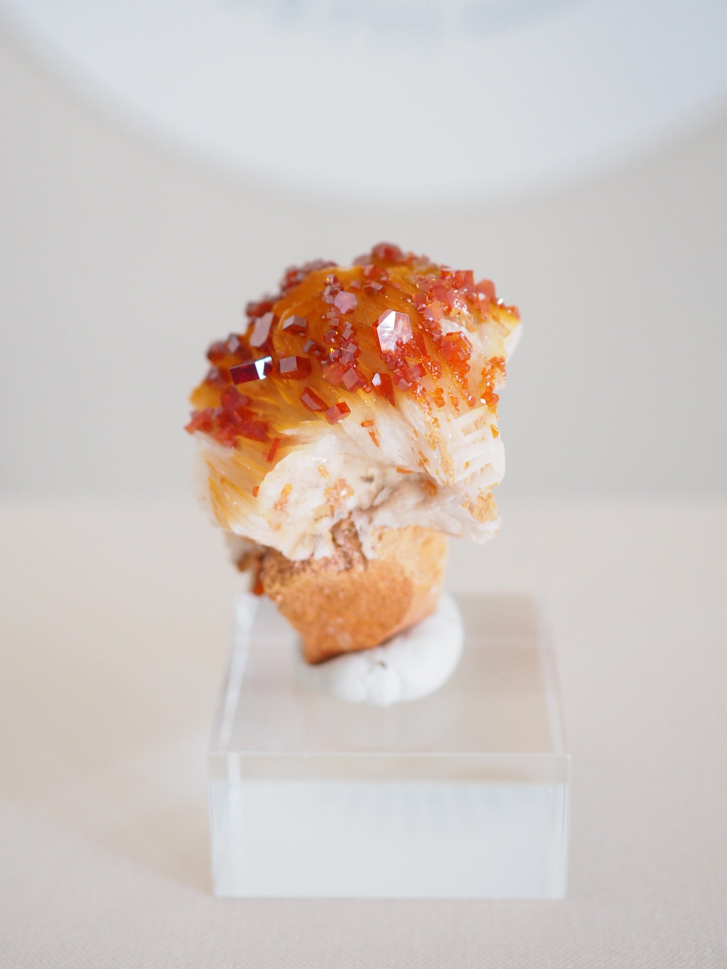 Vanadinit X Baryt Specimen - aus Mibladen Bergbau Bezirk . Midelt. Marokko HIGH QUALITY