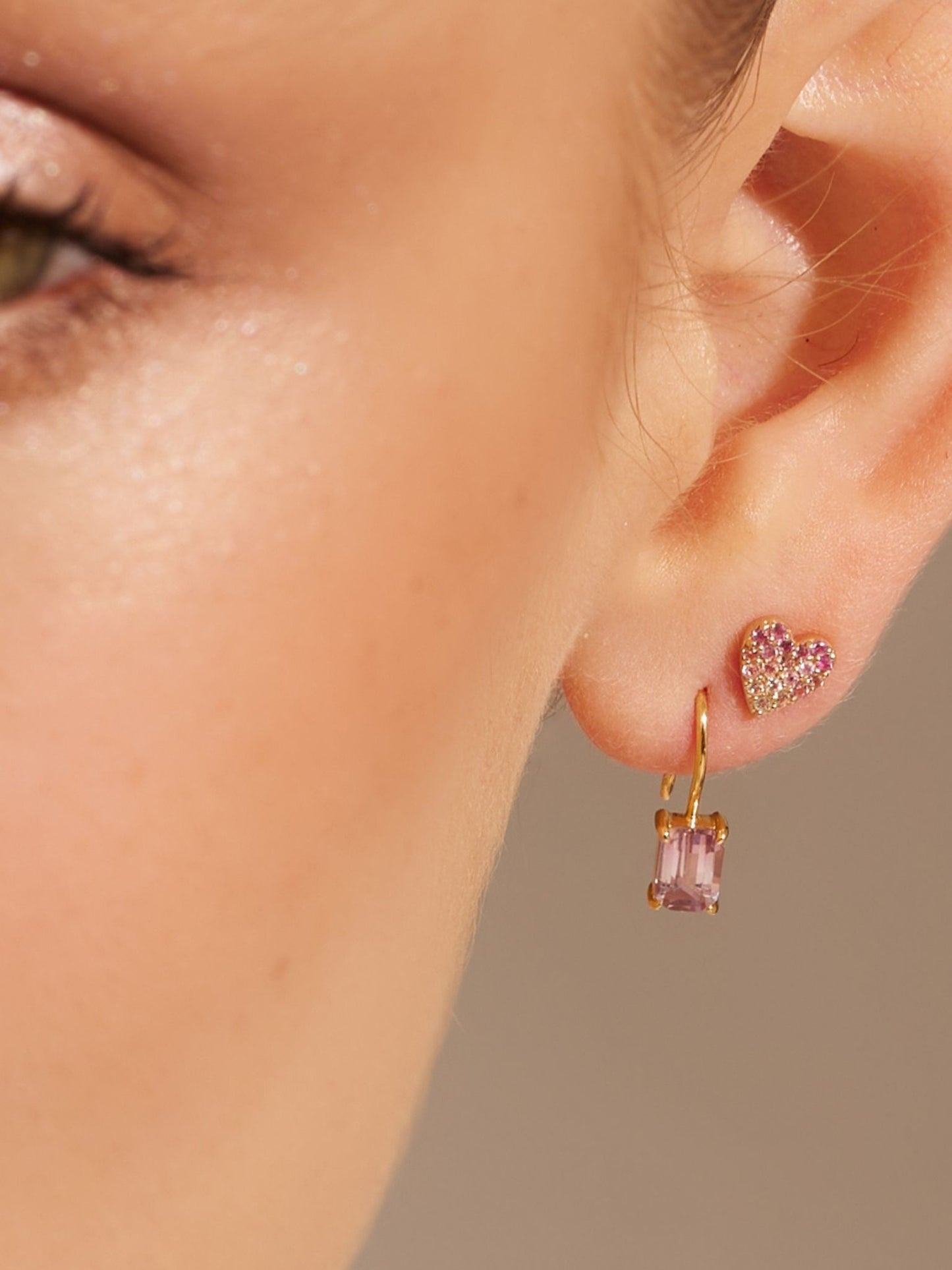 Herz Ohrstecker mit Pinken Saphir & Turmalin aus 585 Gold