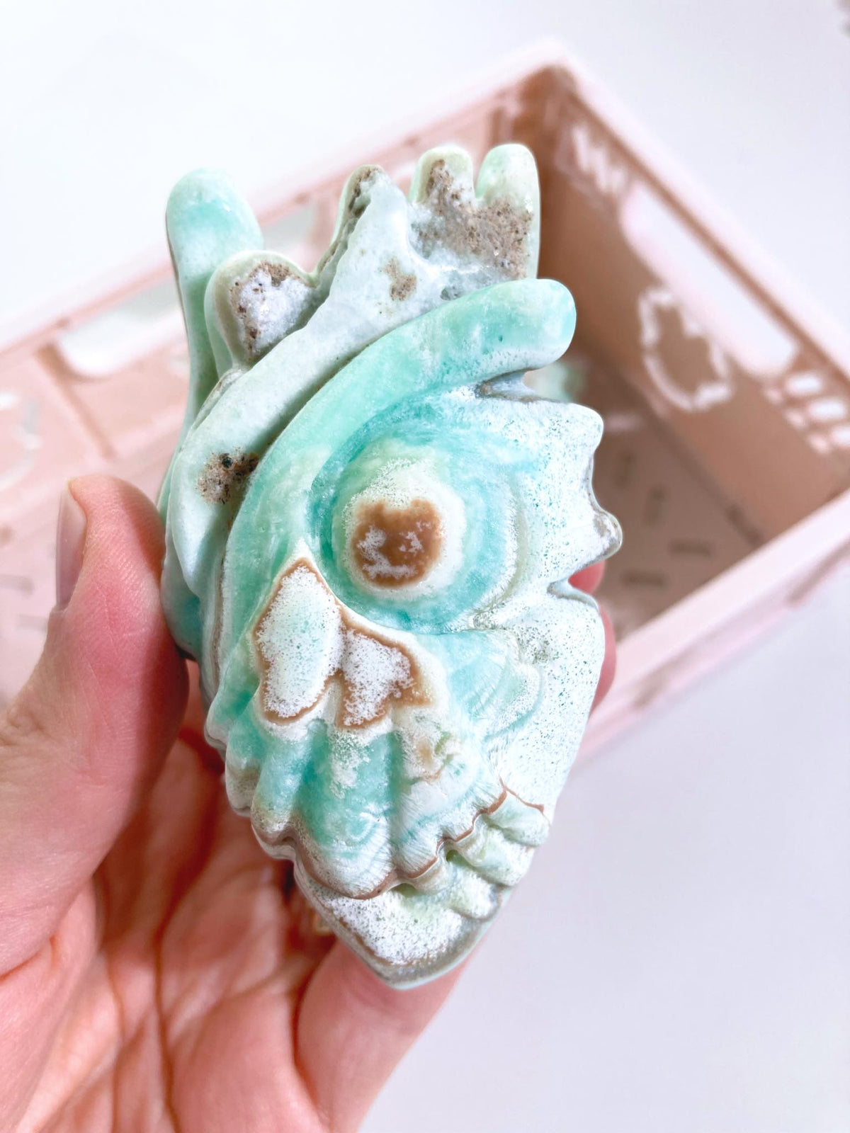 Blauer Aragonit / Calcit Herz / Blue Aragonite Anatomic Heart ca. xx cm