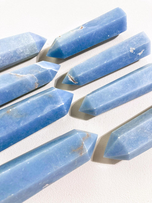 Angelit Spitzen . Angelite Point 7.5 - 9cm - aus Peru Hand Carved Common - High Quality