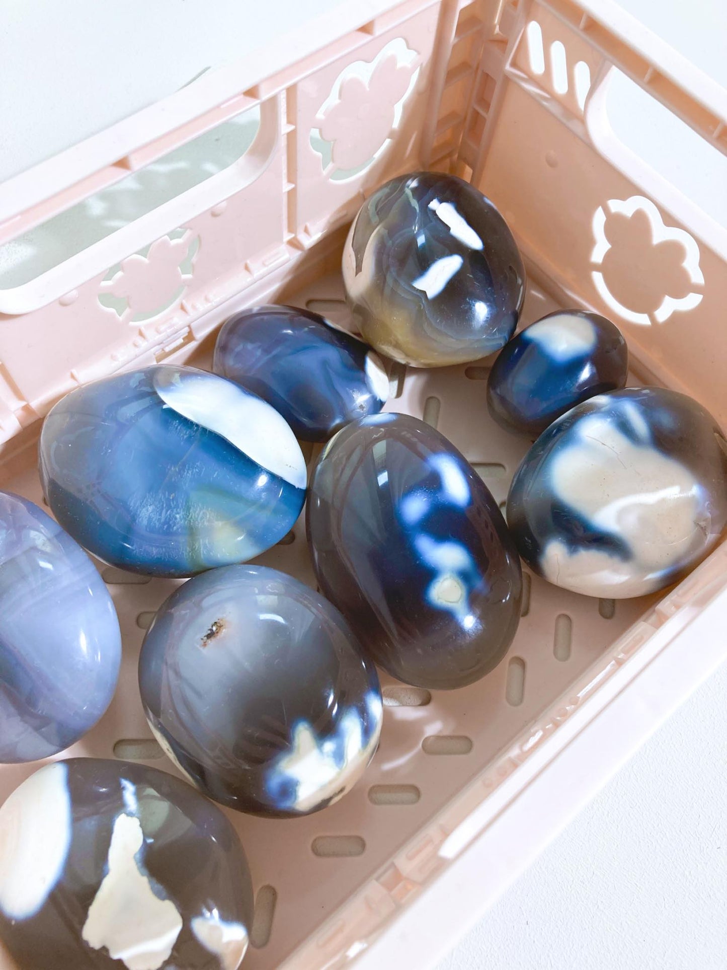 Orca Achat Handstein . Orca Agate Palmstone ca. 4-7cm - Handcarved High Quality