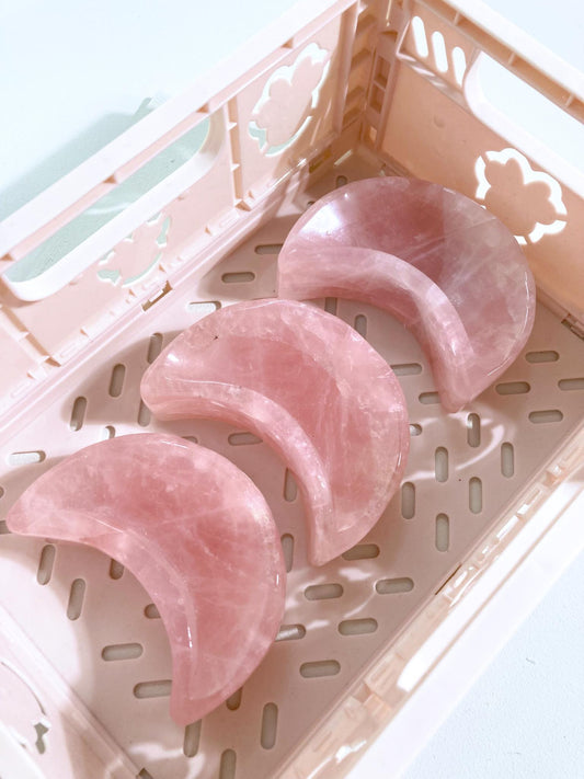 Rosenquarz Halb Mond Edelstein. Kristall Schale Schmuckschale Bowl MINI 9 cm- Handcarved - aus Madagascar