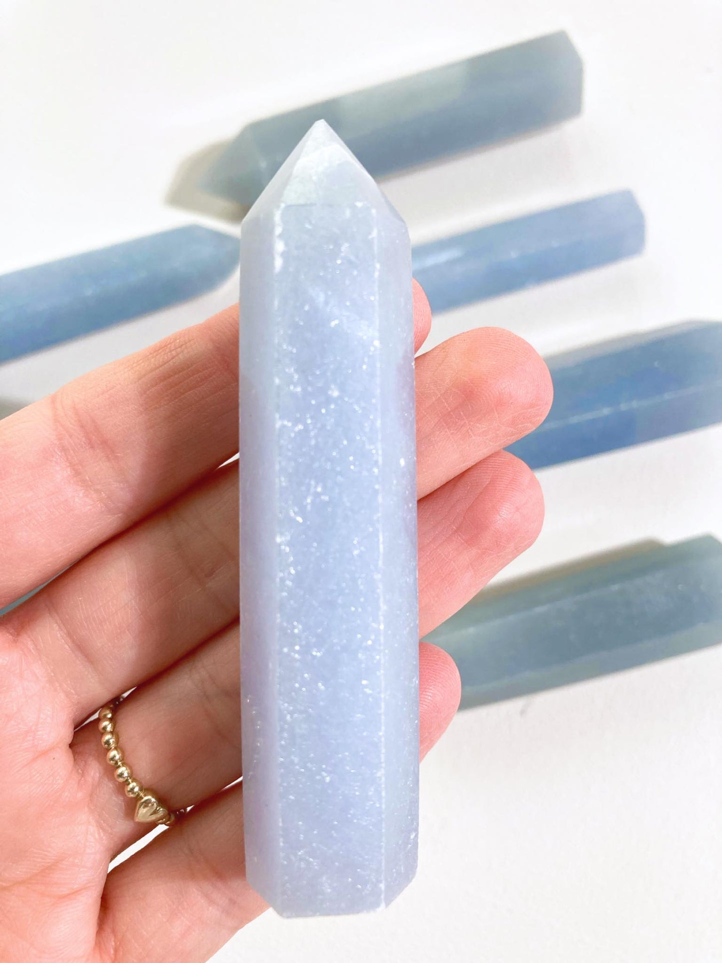 Coelestin Spitze l Blue Celestite Point - aus Madagascar 7.5 -9cm - Hand Carved