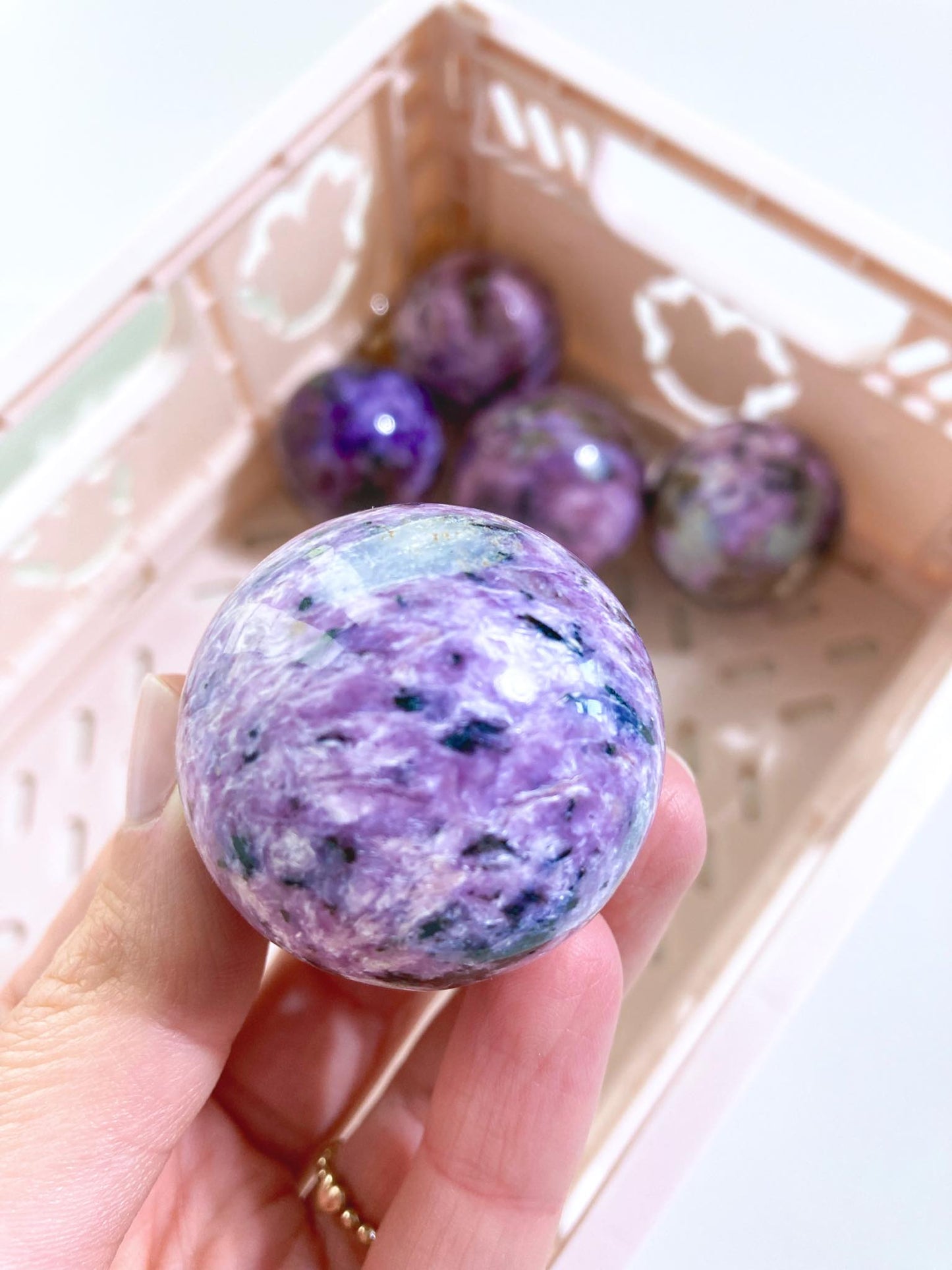 Charoit Kugel . Charoite Sphere ca. 3-3.5cm - aus Russland RARE