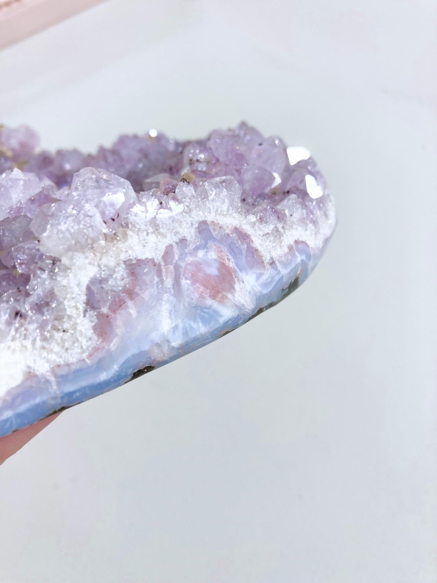 XL Amethyst Herz mit Achat Rand und Calcit 727g - aus Brasilien Handcarved