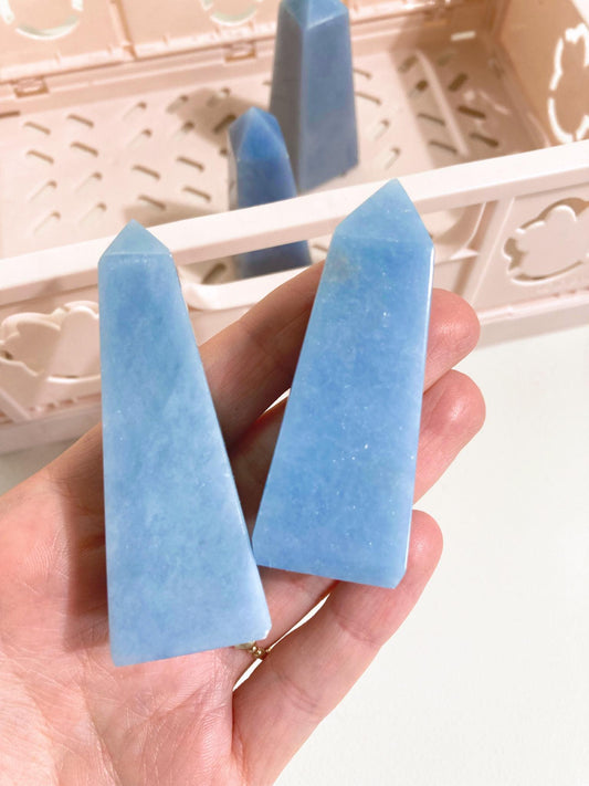 Angelit Mini Obelisk - Angelite ca. 6- 7cm- aus Peru Handcarved High Quality