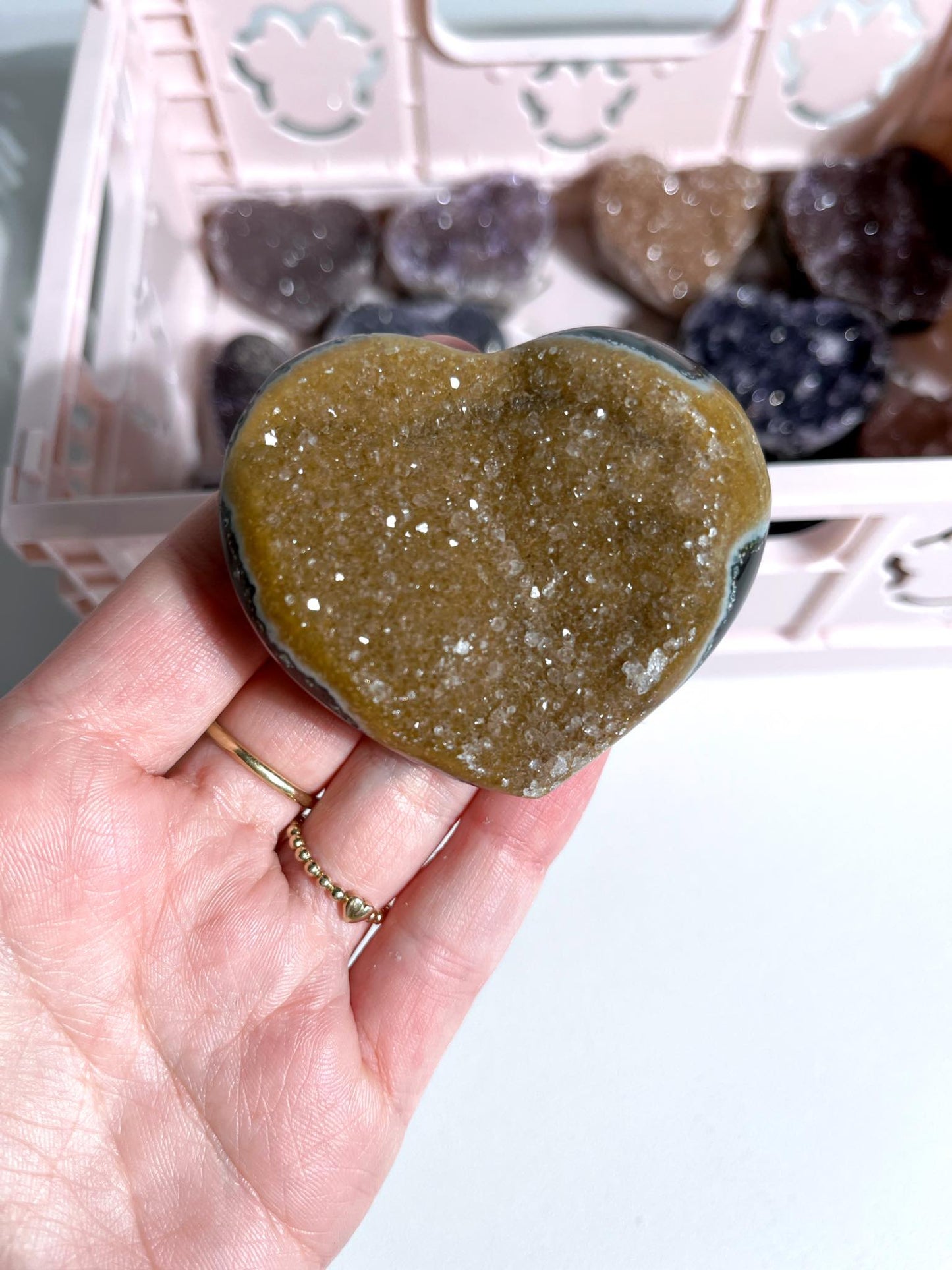 Gelbes Galaxie Amethyst Herz . Galaxy Amethyst Heart ca. 6cm - aus Uruguay RARE