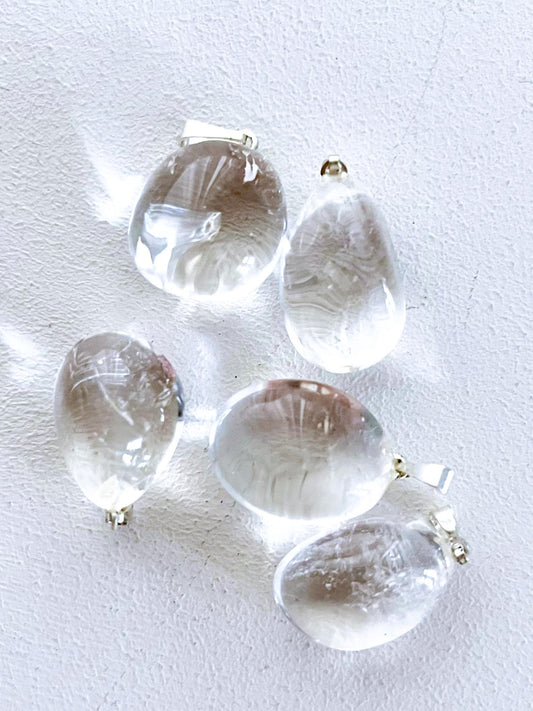 Bergkristall Trommel Stein Anhänger ca. x cm . Clear Quartz Tumble Pendant - High Quality