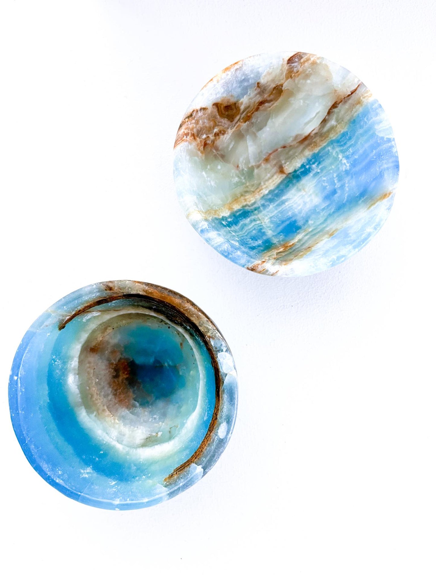 Blauer Onyx . Gebänderter blauer Calcit MINI Schale Schmuckschale ca. 7cm . Blue Onyx Bowl Handcarved