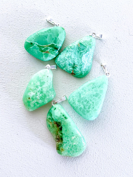 Chrysopras Trommel Stein Anhänger ca. xcm . Crysopras Tumble Pendant