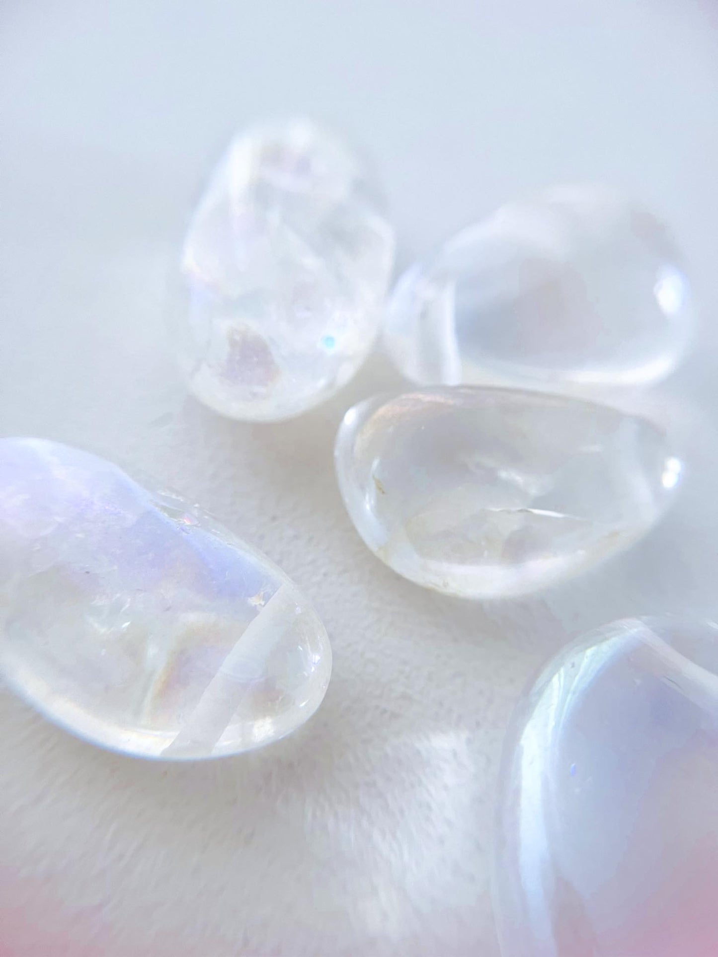 AngelAura Bergkristall Anhänger getrommelt gebohrt . AngelAura Clearquartz tumbled Pendant drilled ca 2cm - Common Quality