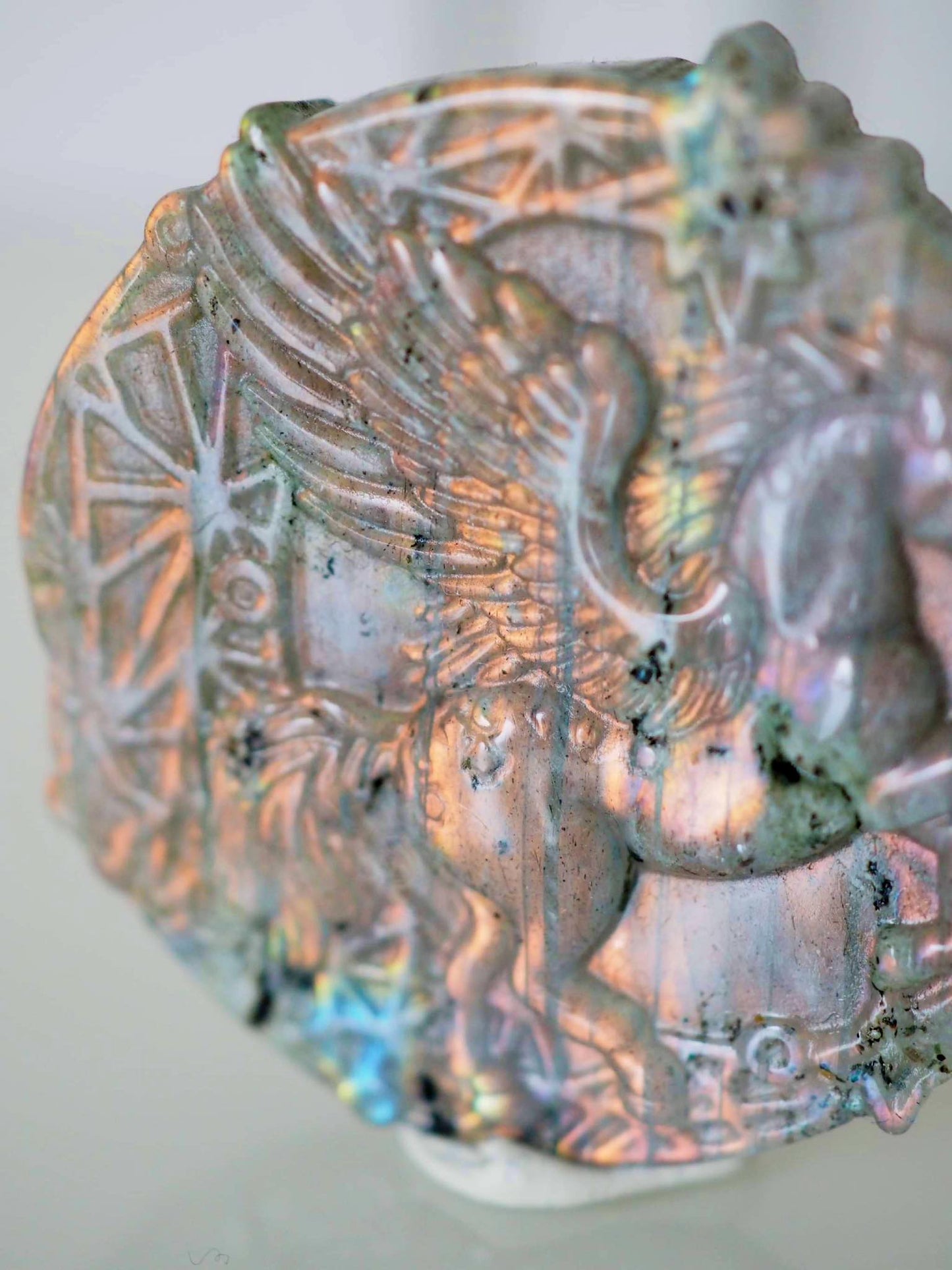 Lila Gold Labradorit Einhorn Gravur . Purple Golden Labradorite Unicorn Carving ca. 4.5cm - aus Madagascar . China