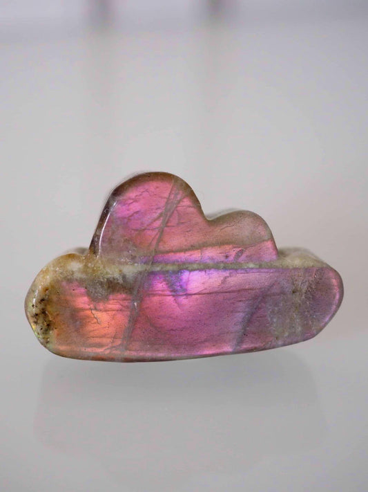 Labradorit Wolken Gravur . Labradorite Cloud Carving ca. 3.5 -4.5 cm - aus Madagascar . China
