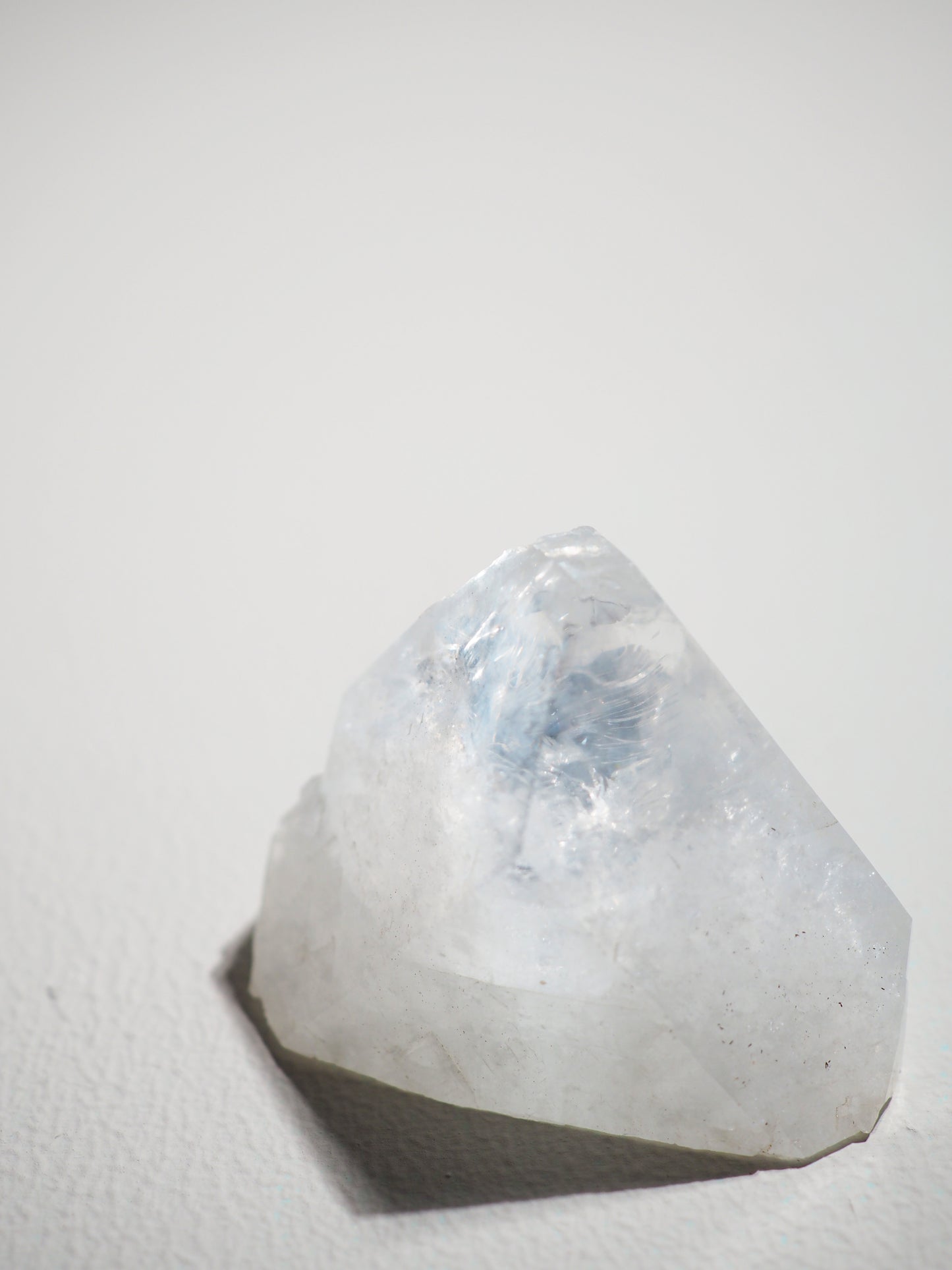 Große Apophylit Spitze mit Regenbögen - aus Indien