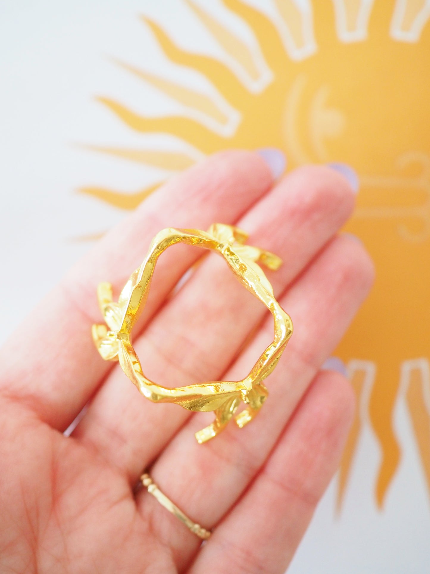 SCHMETTERLING SMALL Hochwertiger Metall Sphere Stand . Kugel Ständer . Halter GOLD