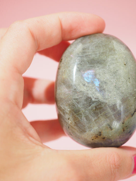 Blue blau Purple Lila Mermaid Labradorit Palmstone 6cm (30) - Aus Madagascar