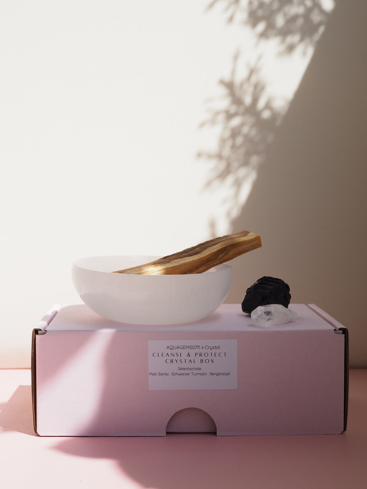 CLEANSE & PROTECT Crystal Box . Selenit Schale . Palo Santo . Schwarzer Turmalin . Bergkirstall. GESCHENKSET