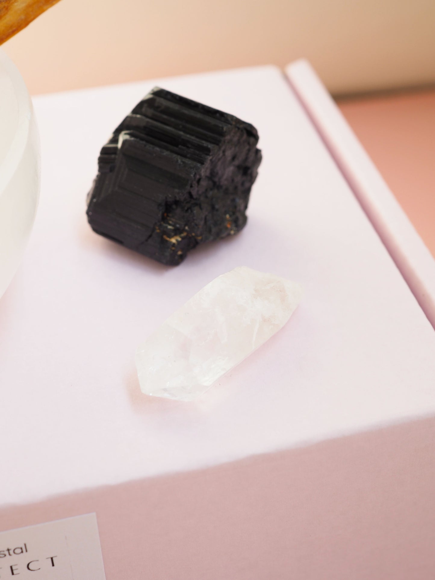 CLEANSE & PROTECT Crystal Box . Selenit Schale . Palo Santo . Schwarzer Turmalin . Bergkirstall. GESCHENKSET