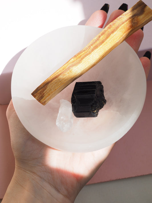 CLEANSE & PROTECT Crystal Box . Selenit Schale . Palo Santo . Schwarzer Turmalin . Bergkirstall. GESCHENKSET