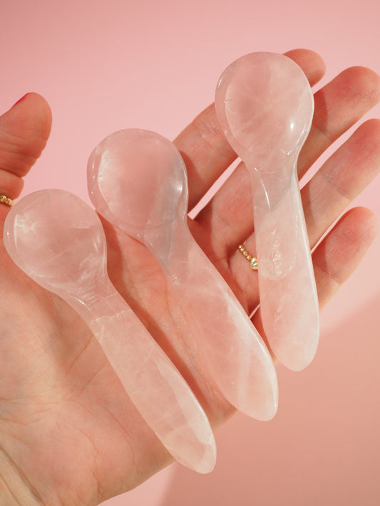 Rosenquarz Löffel / Rosequartz Spoon xx cm- Handcarved - aus Madagascar