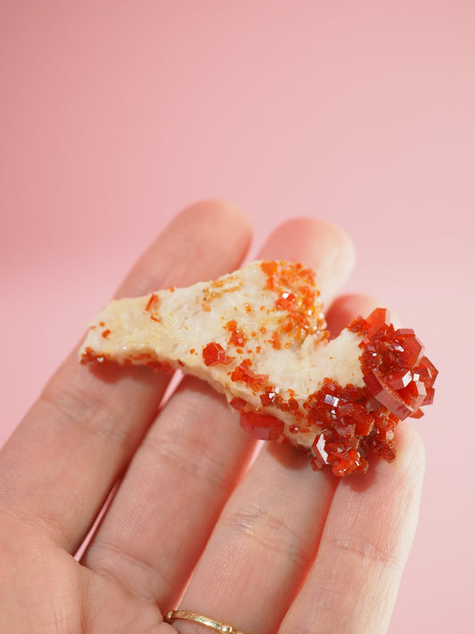 Sparkly Vanadinit auf Baryt - aus Marokko (5) -High Quality