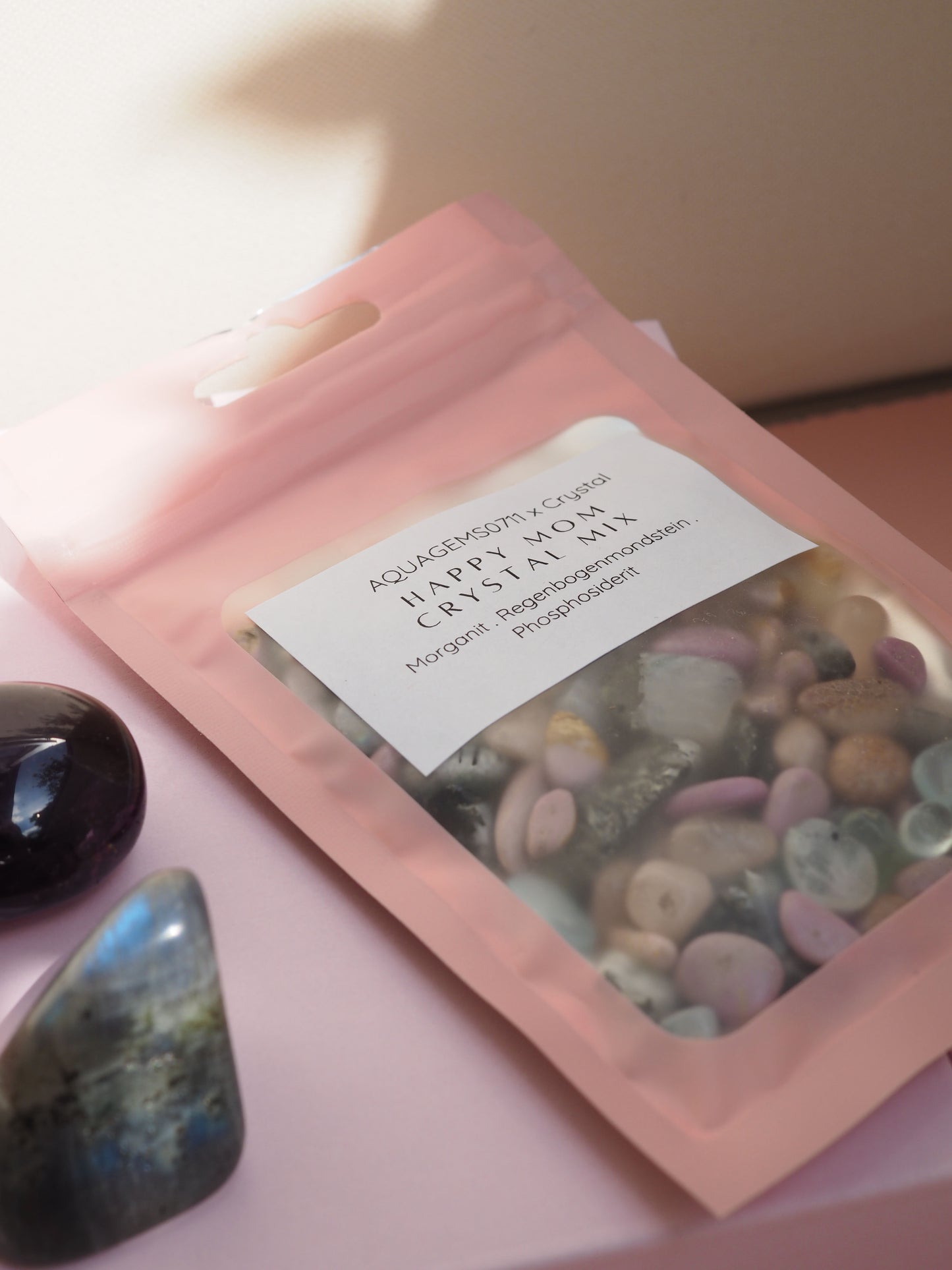 HAPPY MOM Crystal Box . Rosenquarz . Labradorit . Amethyst . HAPPY MOM CRYSTAL MIX - GESCHENKSET