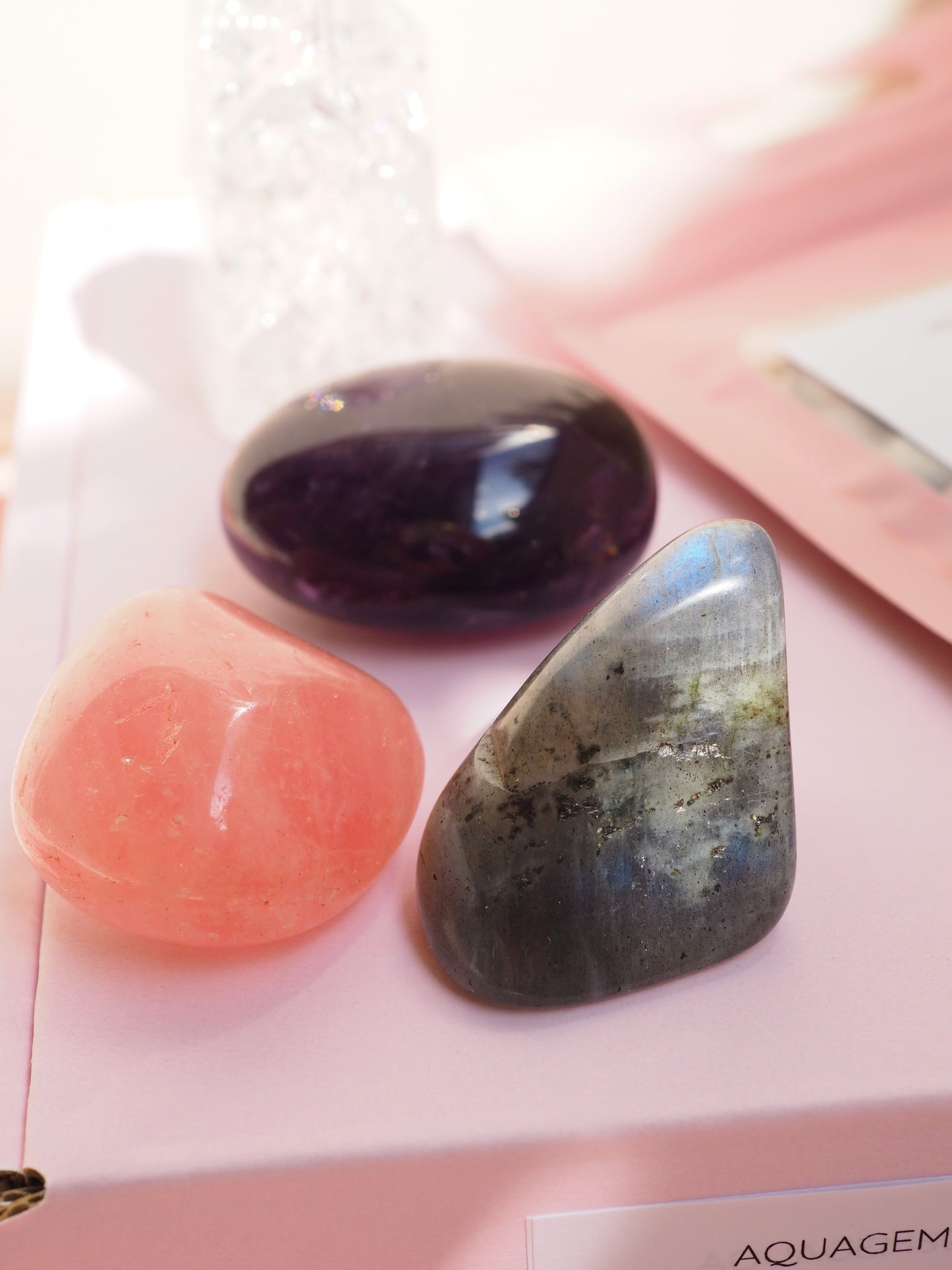 HAPPY MOM Crystal Box . Rosenquarz . Labradorit . Amethyst . HAPPY MOM CRYSTAL MIX - GESCHENKSET
