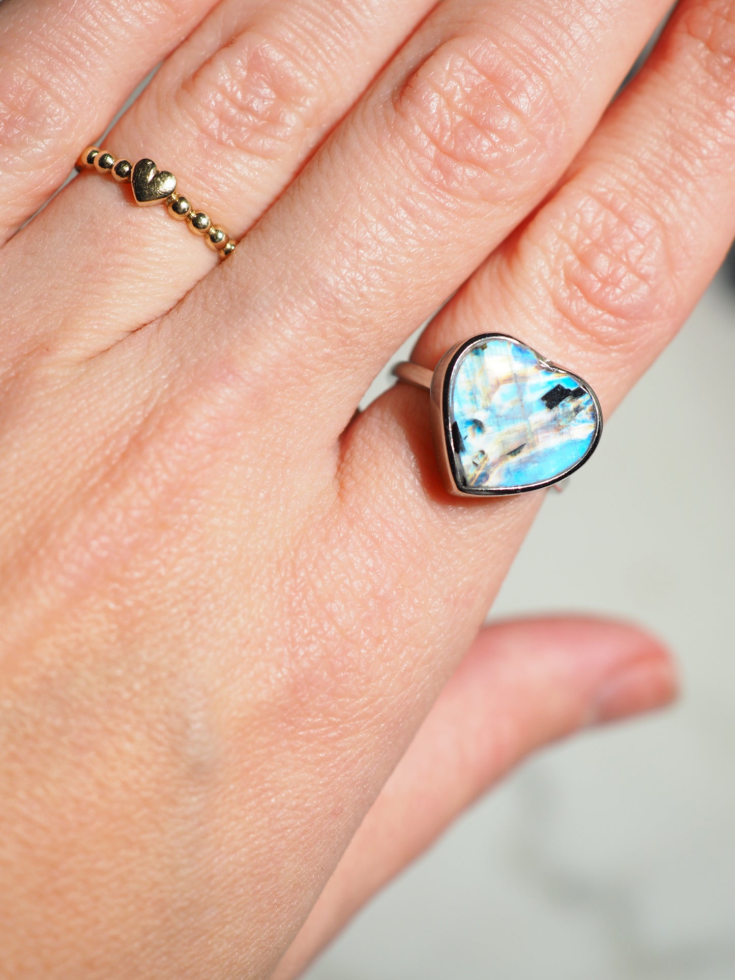 Weisser Labradorit . Regenbogen Mondstein Ring HERZ - 925 Sterlingsilber Onesize fits all - HIGH QUALITY