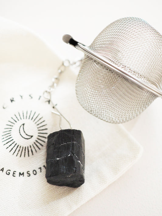 Tee Ei Teefilter Schwarzer Turmalin . Schörl . Tea Egg Black Turmaline