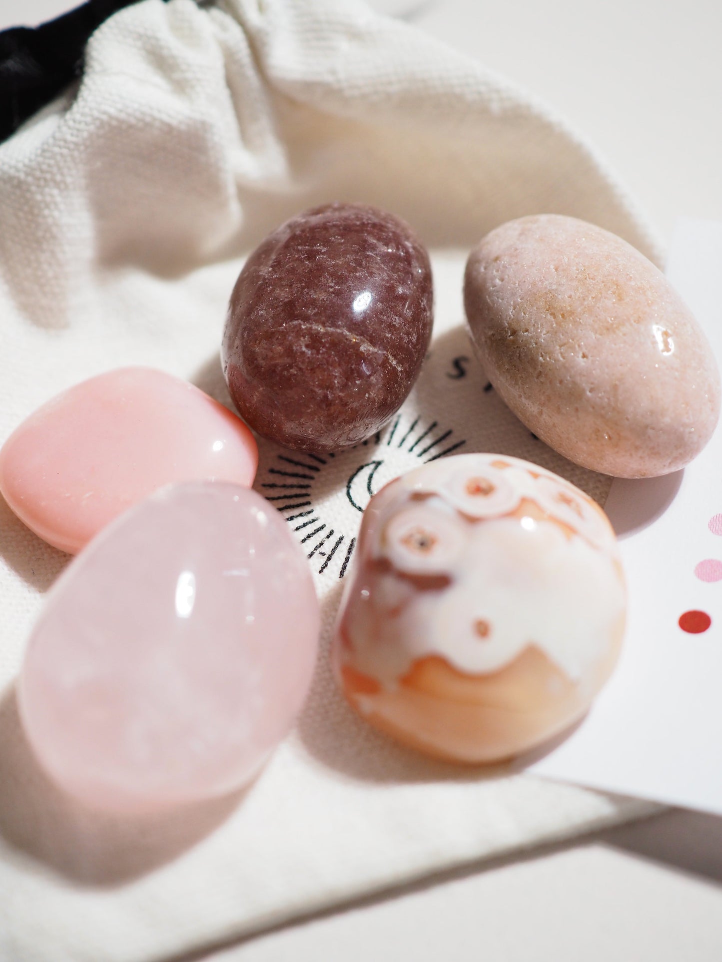 Kristall Set Liebe . CRYSTAL KIT LOVE . Rosenquarz . Pink Amethyst . Botswana Achat . Pinker Opal . Erdbeerquarz