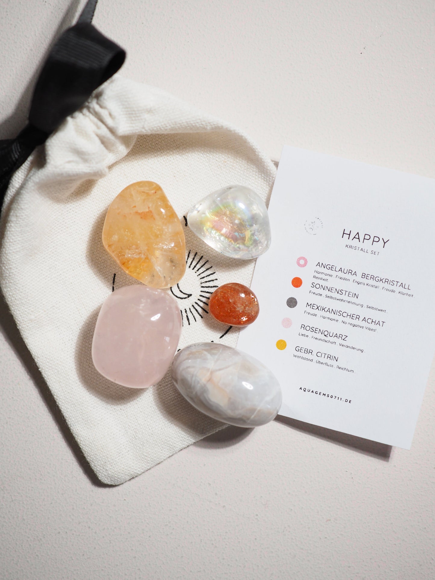 Kristall Set glücklich . CRYSTAL KIT HAPPY . AngelAura Bergkristall . Sonnenstein . Mexikanischer Achat . Rosenquarz . Gebr. Citrin