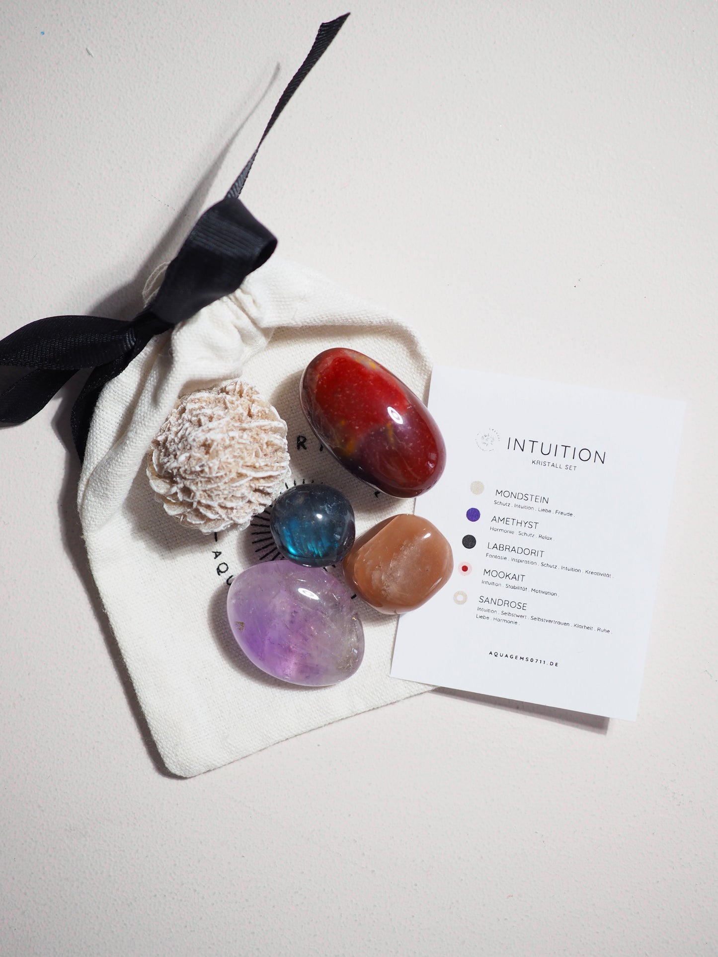 Kristall Set Intuition . CRYSTAL KIT INTUITION . Mondstein . Amethyst . Labradorit . Mookait . Sandrose
