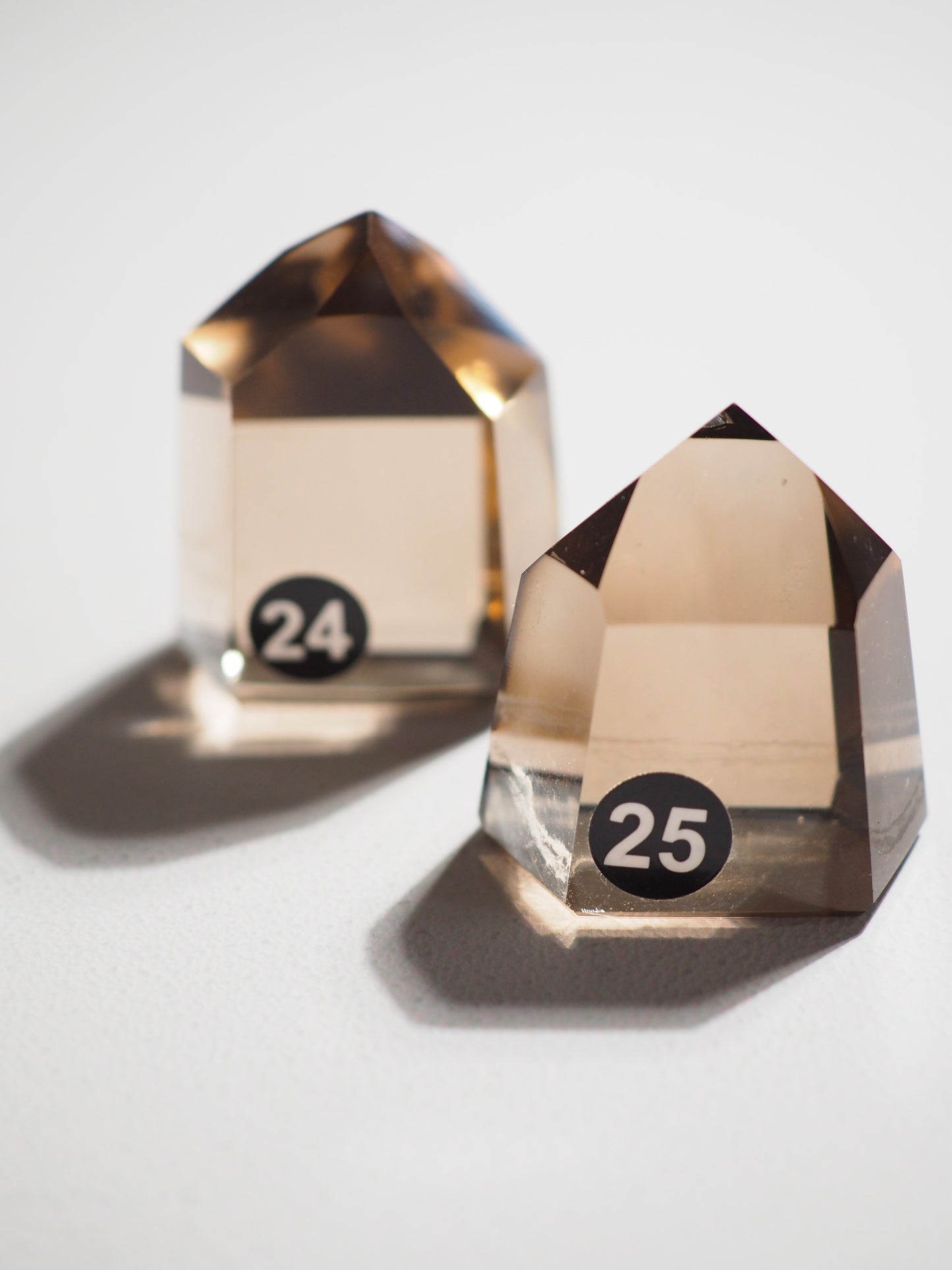 Rauchquarz Spitze - Dark Smoky Quartz Point ca. 4cm (24 & 25) - aus Brasilien High Quality