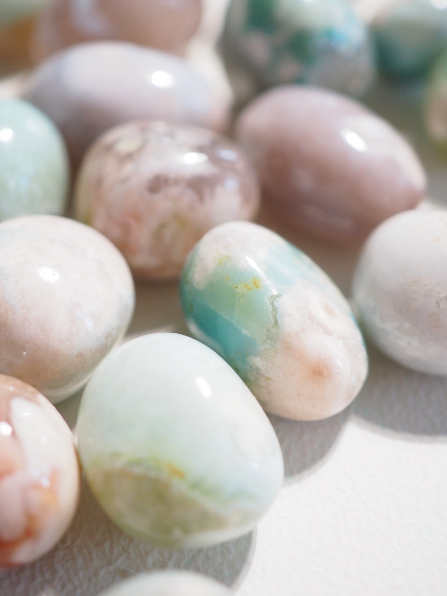 Grüner Blumenachat Trommel Stein . Green Flower Agate Tumble ca. 1.5-2 cm - aus Madagascar HIGH QUALITY RARE