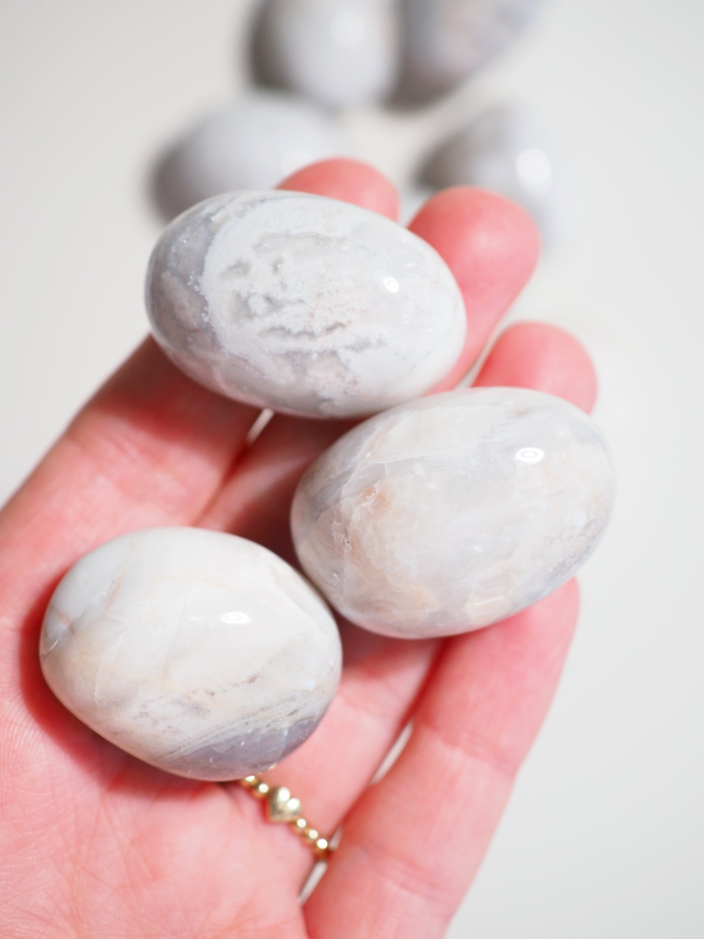 Weißer Mexikanischer Achat Trommel Stein . White Mexican Agate Tumble ca. 2-4 cm CHUNKY - aus Mexiko