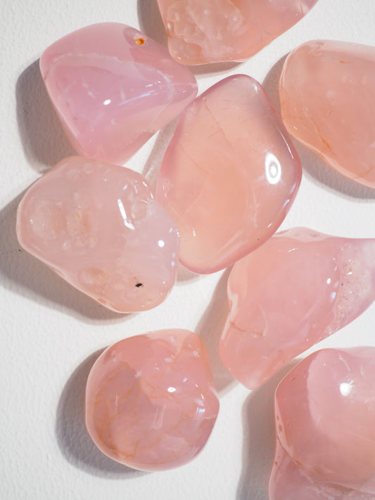 Pinker Chalcedon Trommelstein / Pink Chalcedony Tumble ca. 4-5 cm XXL - aus Mosambique HIGH QUALITY RARE