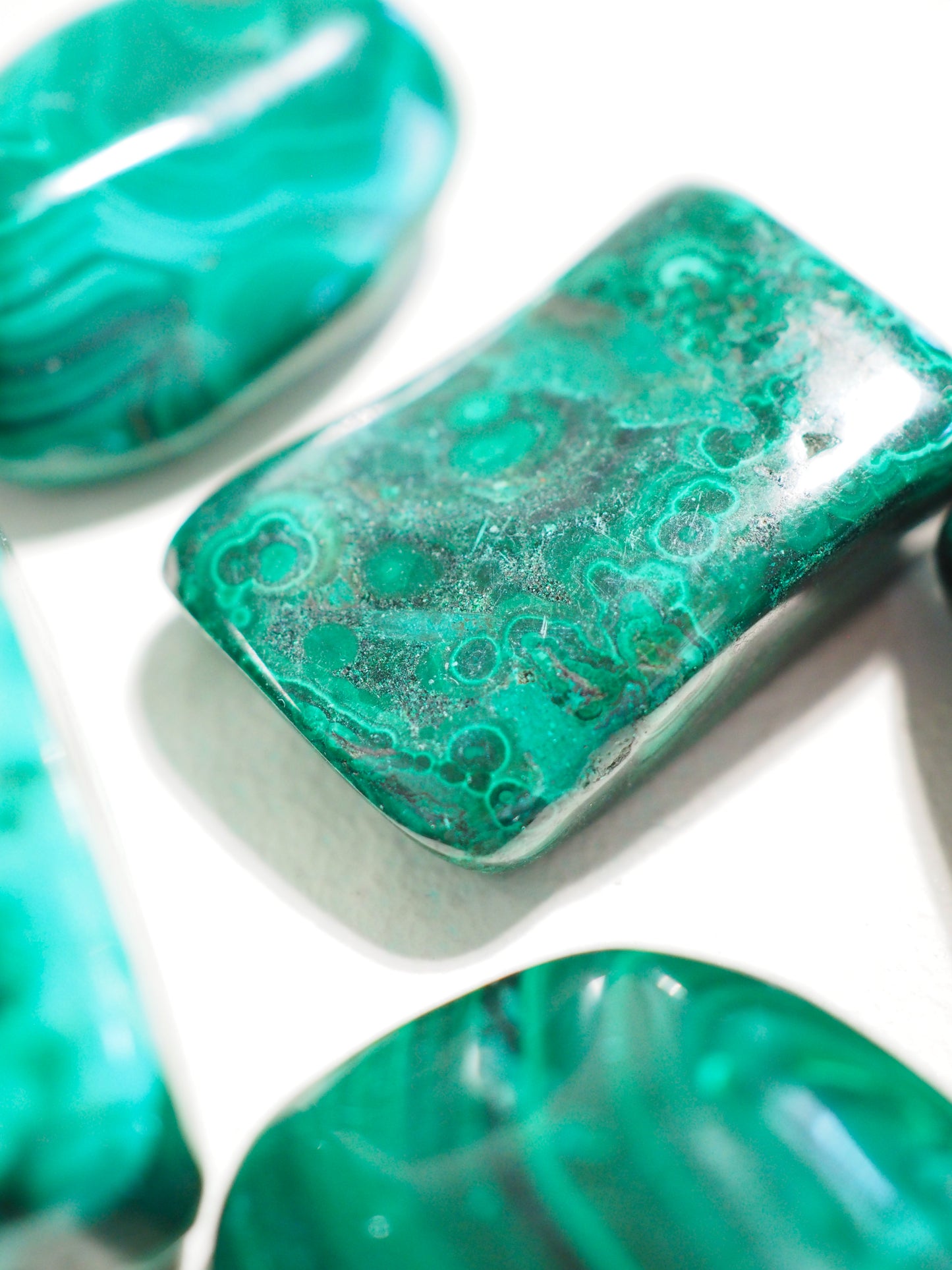 Malachit Trommel Stein . Malachite Tumble ca. 2-4cm - aus Zaire HIGH QUALITY