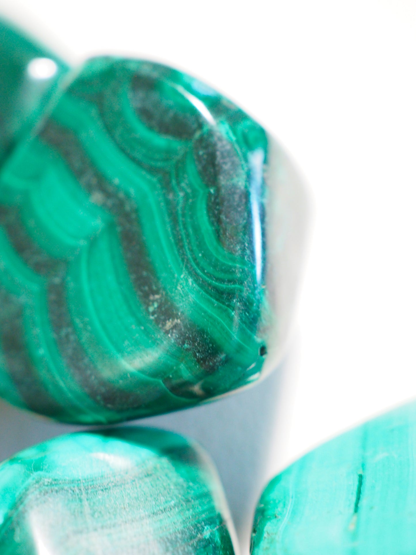 Malachit Trommel Stein . Malachite Tumble ca. 2-4cm - aus Zaire HIGH QUALITY