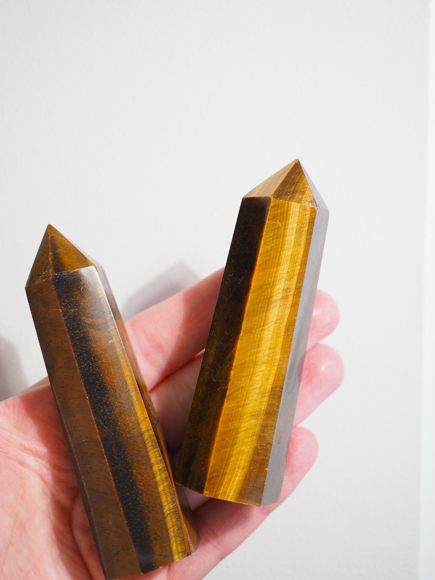 Tigerauge Spitze . Tigereye Point ca 8-10 cm - aus Südafrika