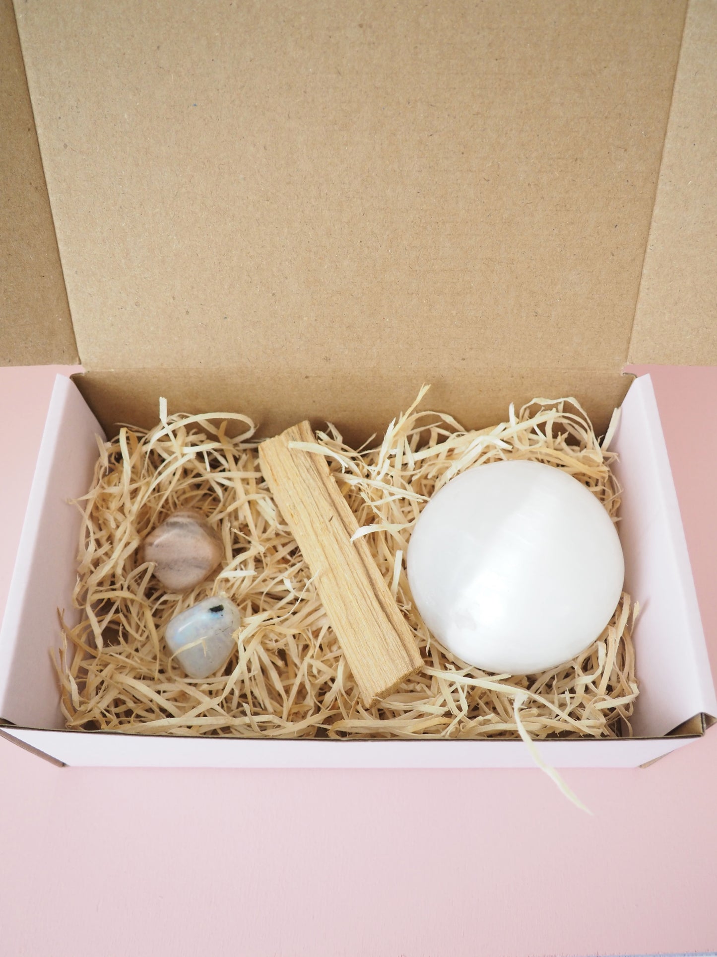 MOON Crystal Box . Palo Santo . Selenit Kugel . Mondstein. GESCHENKBOX
