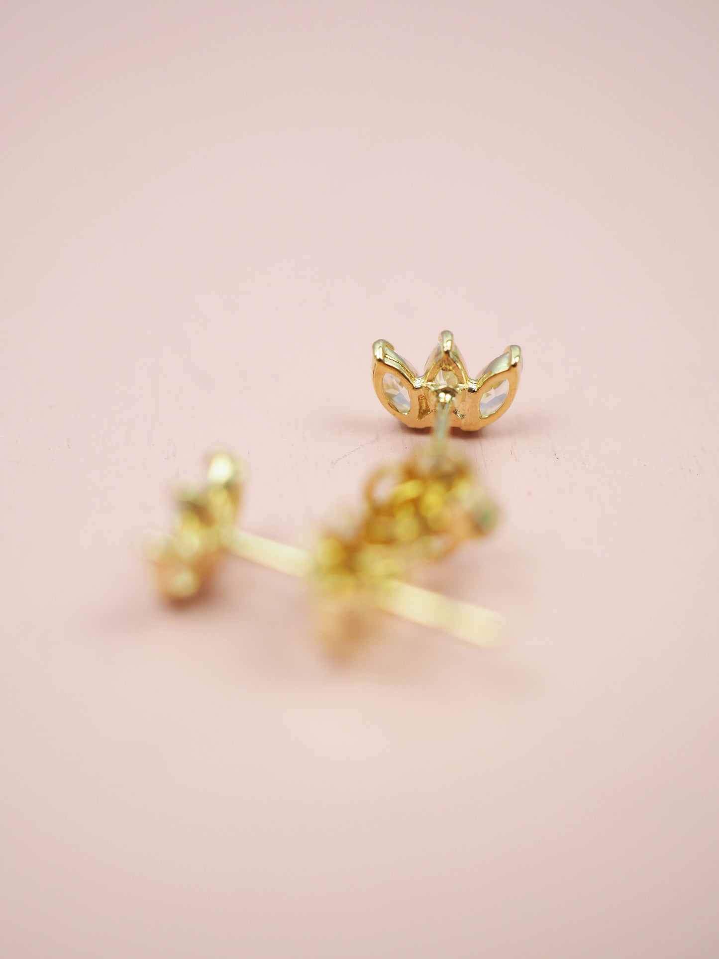 585 Gold Ohrstecker Crown