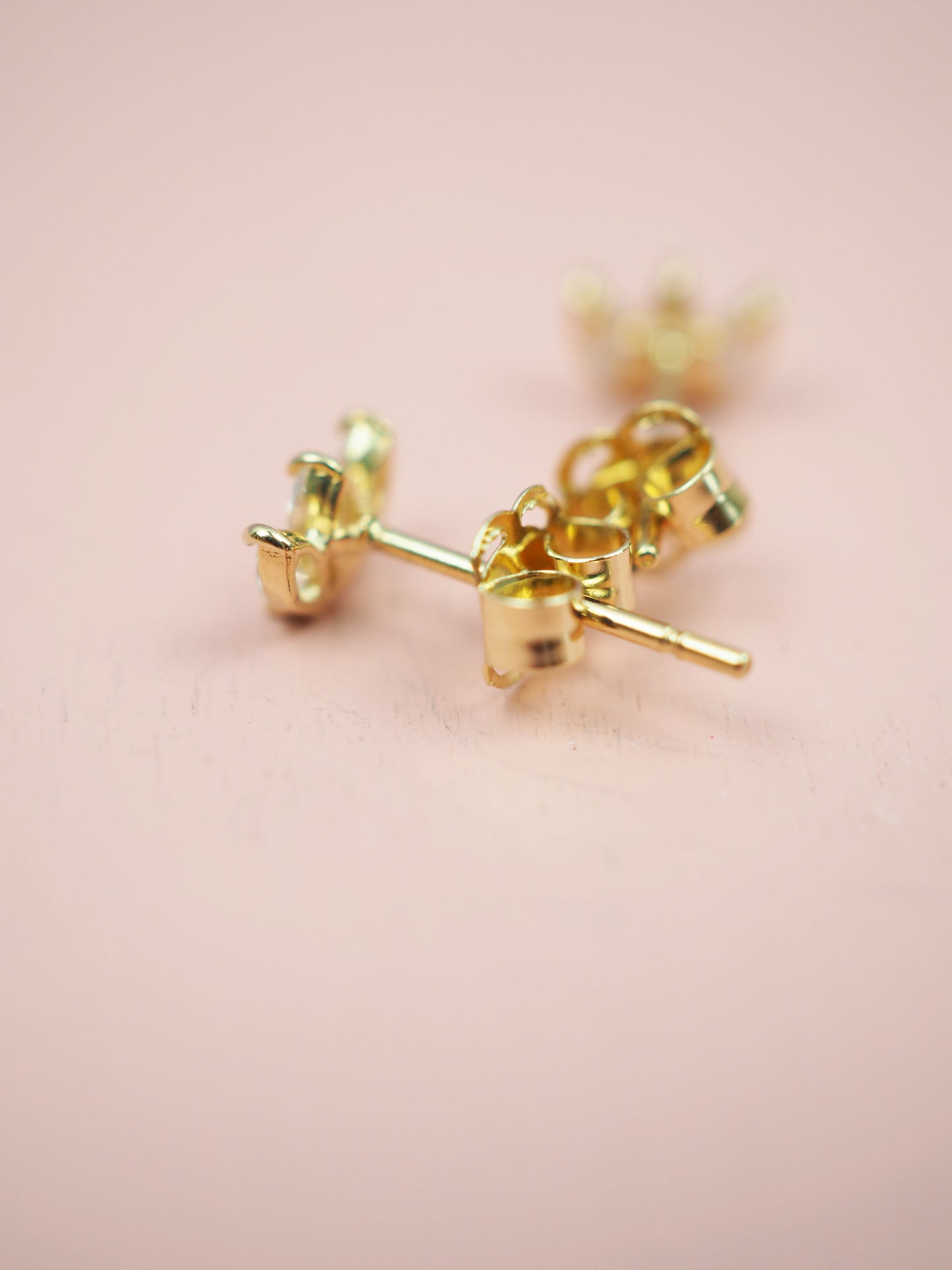 585 Gold Ohrstecker Crown