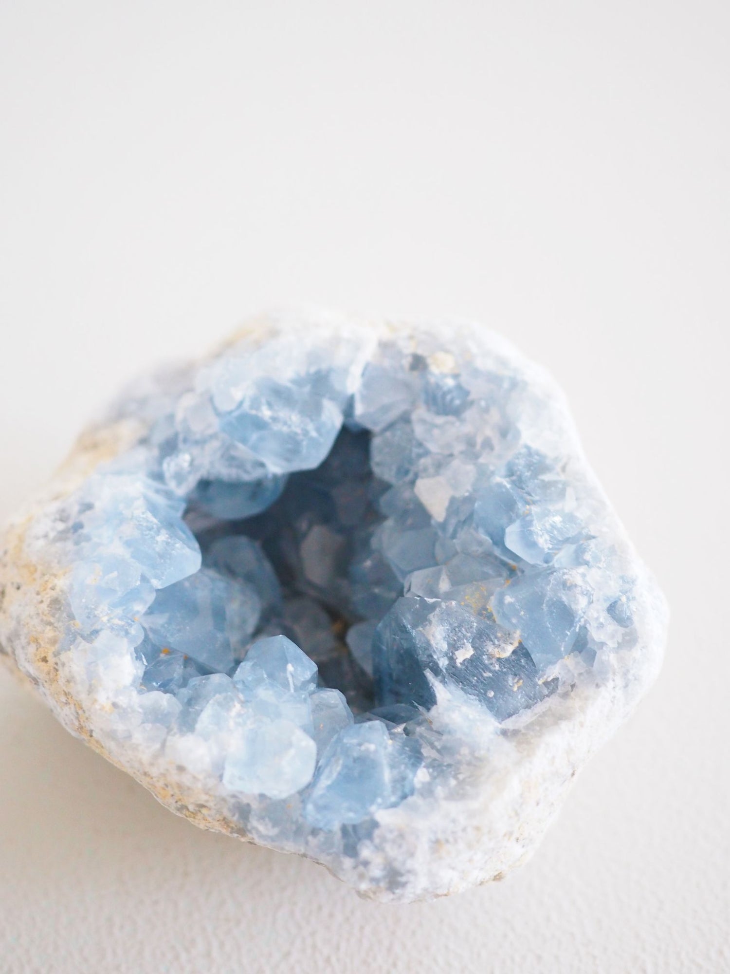 ROH KRISTALLE & MINERALIEN
