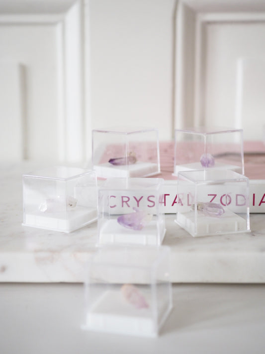 Vera Cruz Amethyst Spitze . MINI MINERALS IN BOX  3x3cm - aus Mexiko
